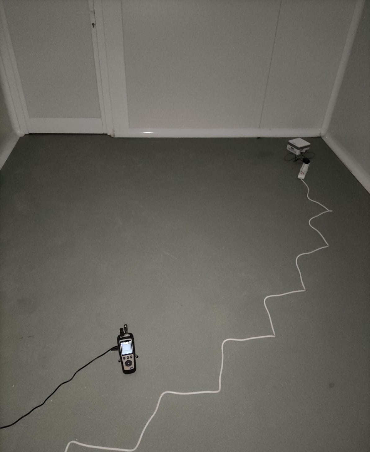 Clean room filter test